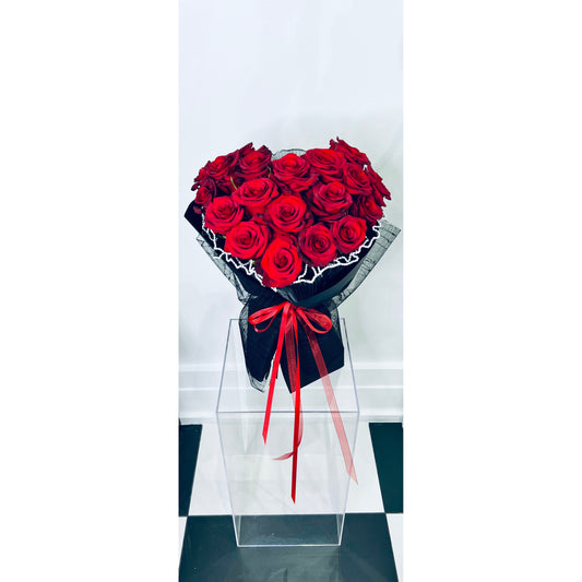 Scarlet Heart Rose Bouquet
