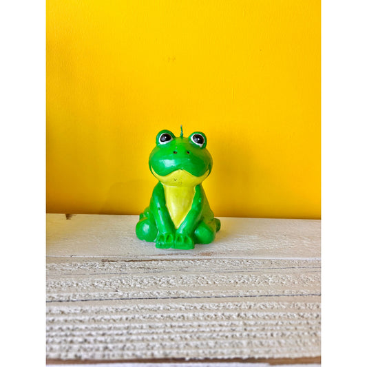 4.5" SITTING FROG CANDLE