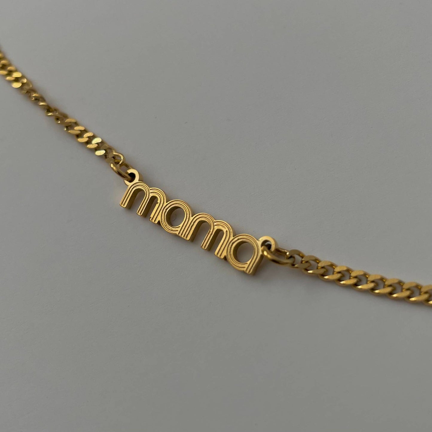 Mama Necklace 2.0- Gold