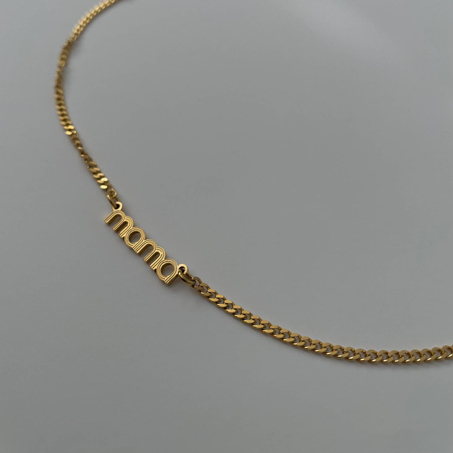 Mama Necklace 2.0- Gold