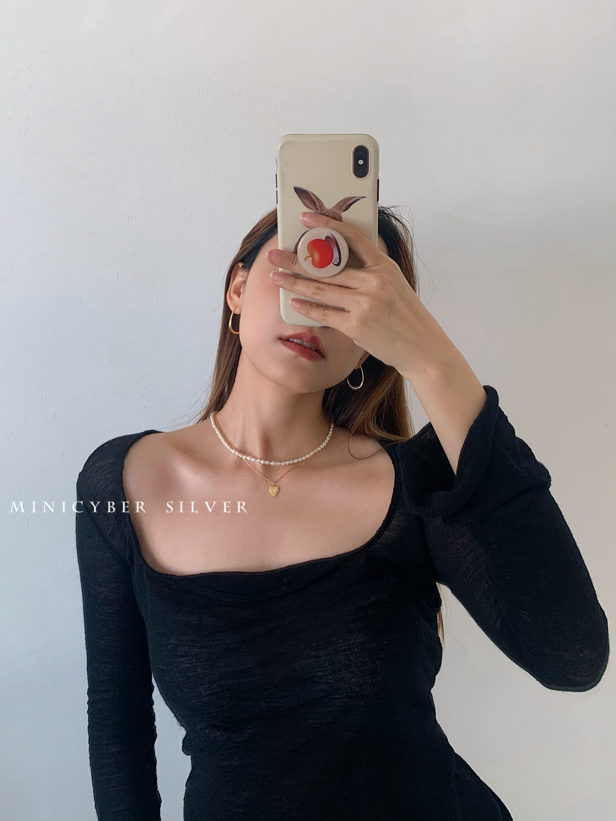 Smooth Golden Curve Earrings