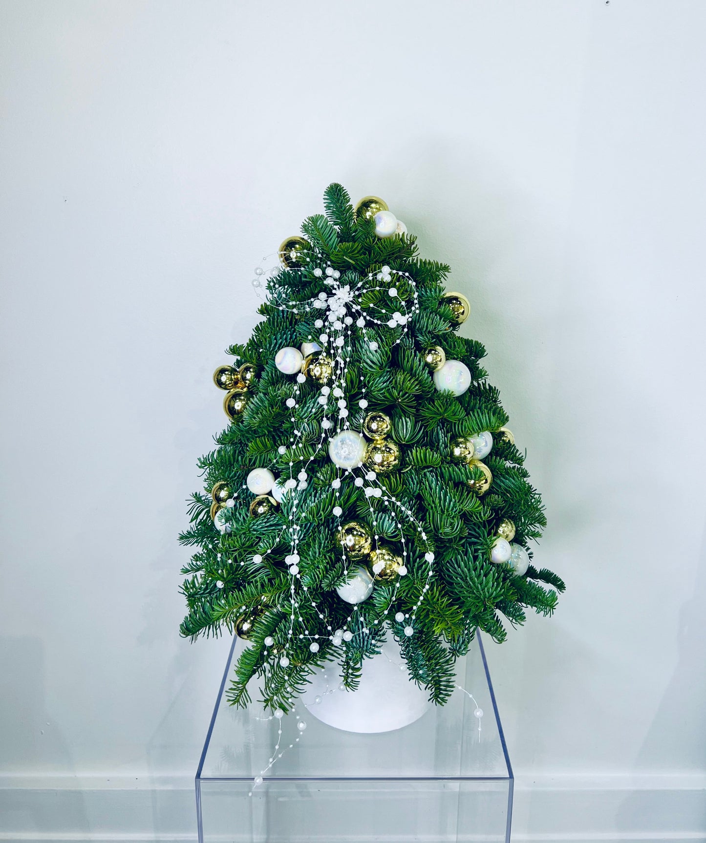 Winter Gold Pearl Mini Christmas Tree
