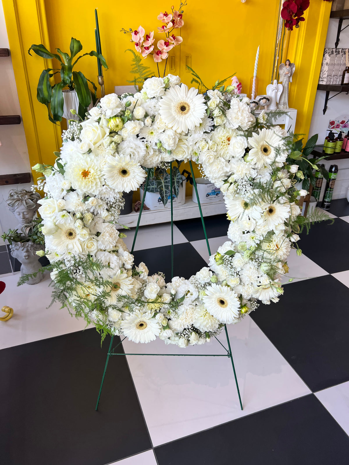 Classic White Sympathy Wreath