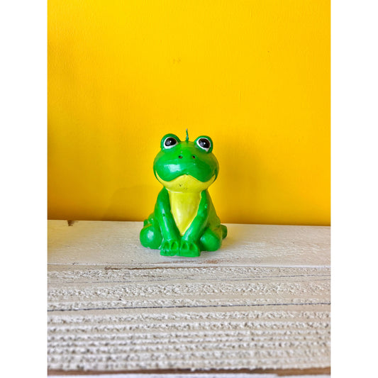 4.5" SITTING FROG CANDLE