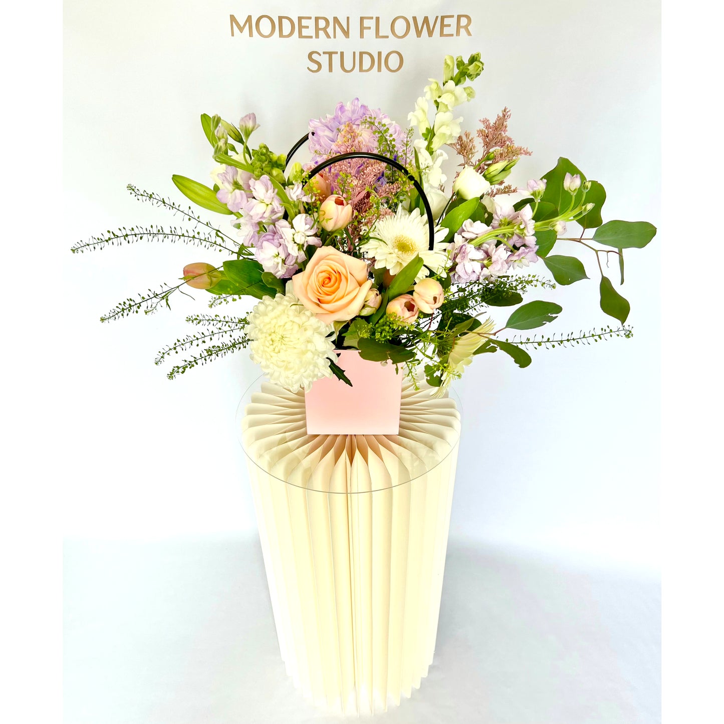 Country Garden Flower Bag - MODERN FLOWER STUDIO