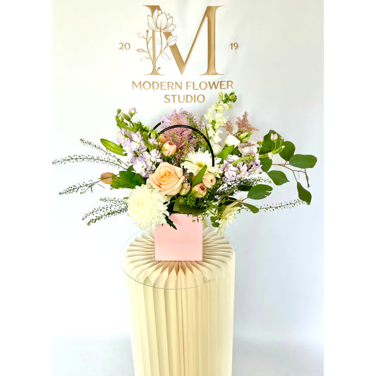 Country Garden Flower Bag - MODERN FLOWER STUDIO